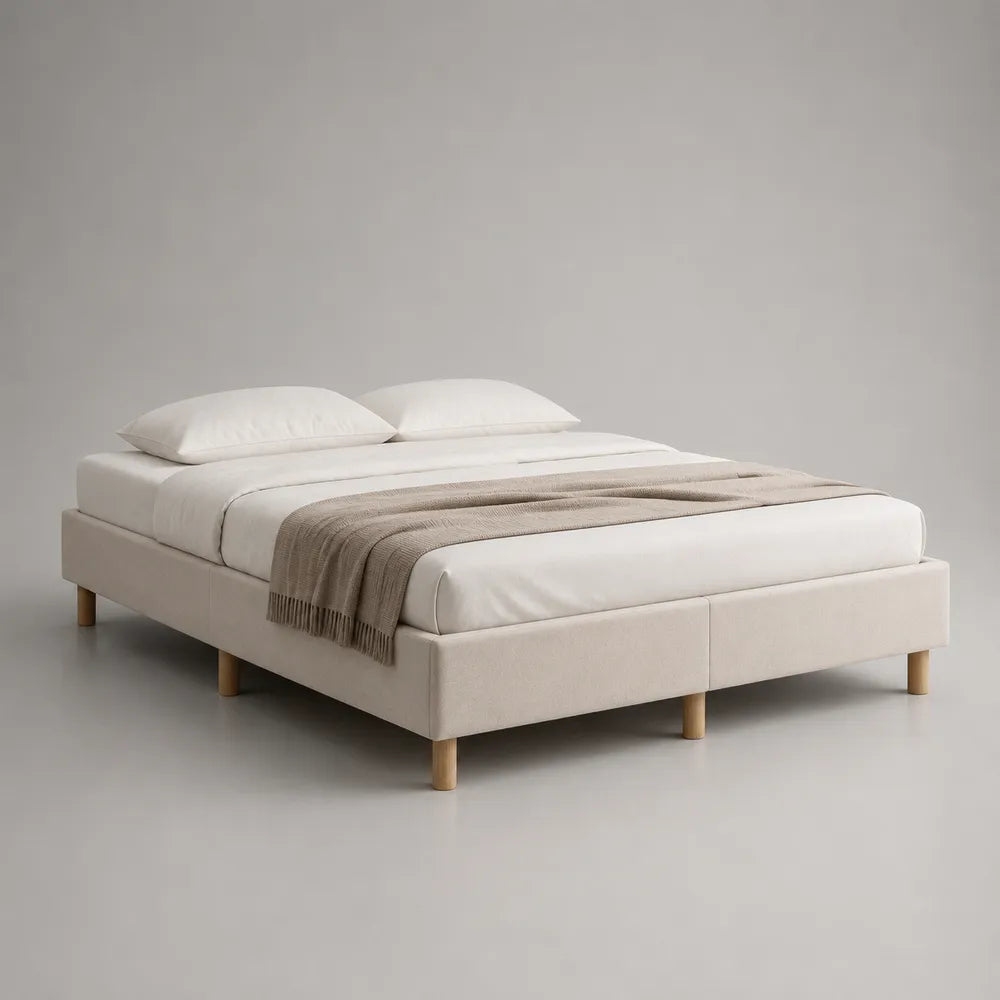 Lit double rembourré en tissu polyester beige avec pieds en bois 160 x 200 cm